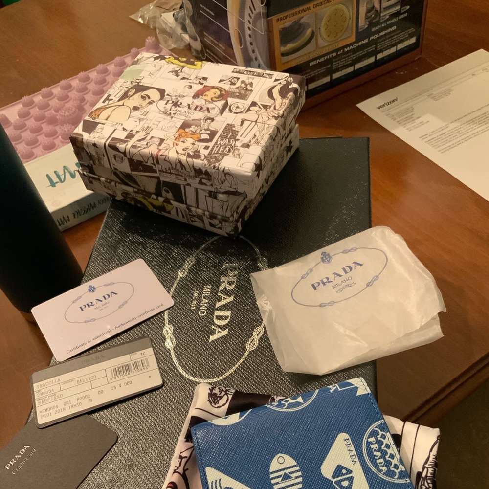Prada wallet BNIB &bag - Picture 1 of 7